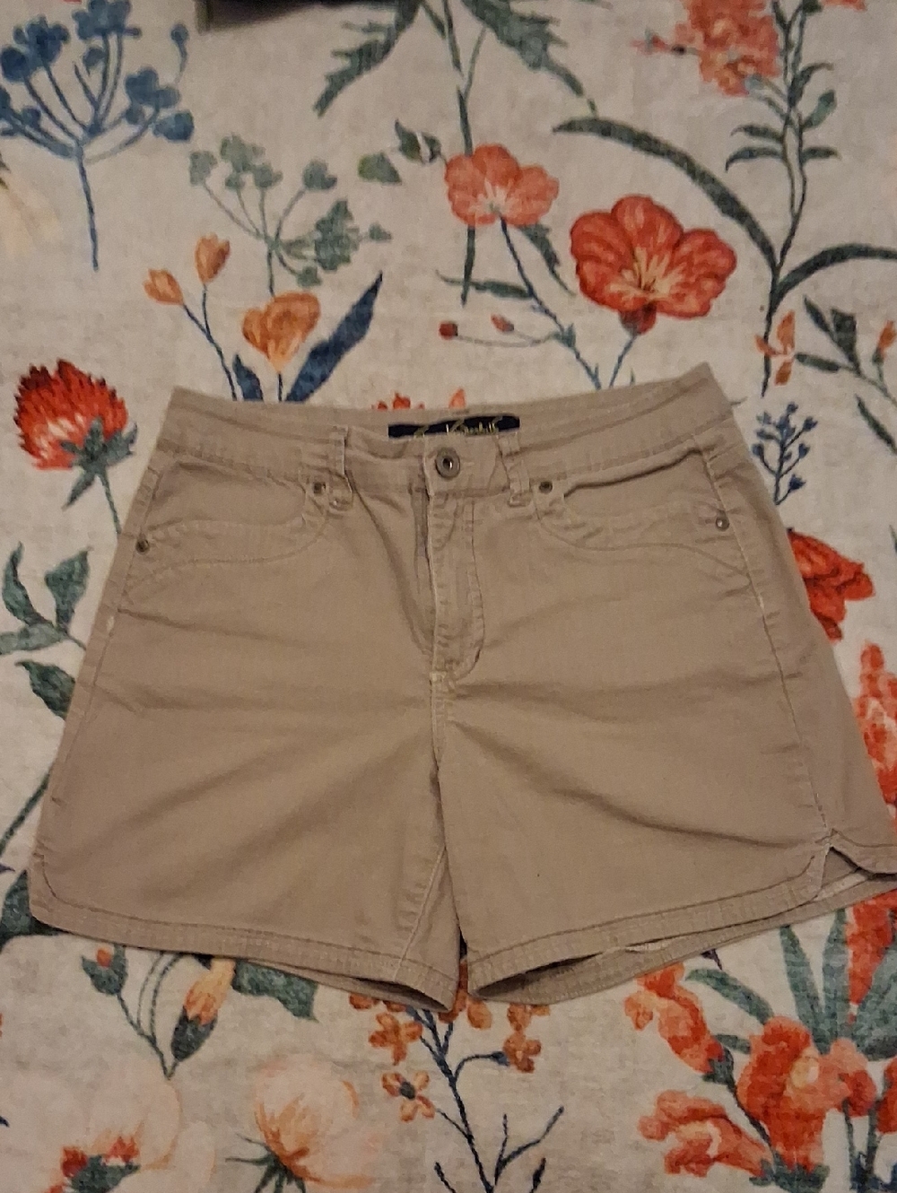 Women's Beige Denim Shorts - Comfortable Everyday Fit